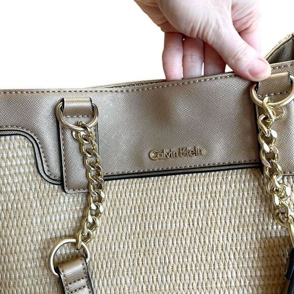 Calvin Klein raffia woven metallic tote‎ bag - Picture 8 of 16